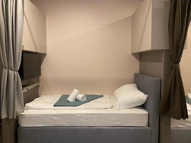 New Westbahnhof דירה *